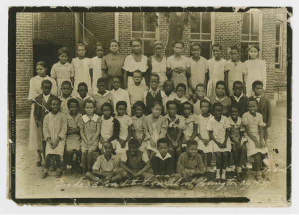 group of children in Grade 5B at Constitution School