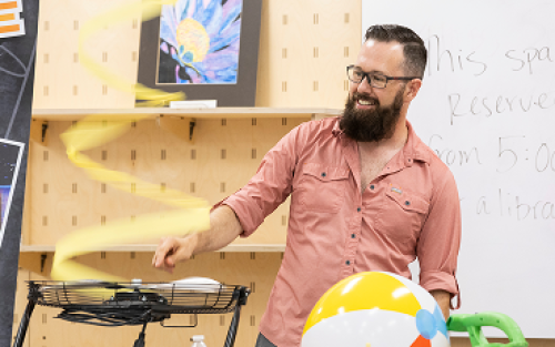 Mr. Science Presents: Dino Lab